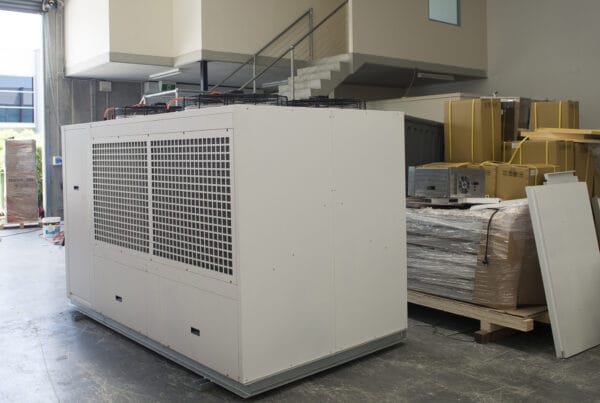 Refrigerated Air Conditioning Vs. Evaporative Cooling 600x403